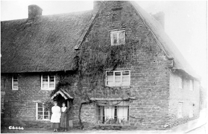 Tudor Cottage or Cranes Farmhouse